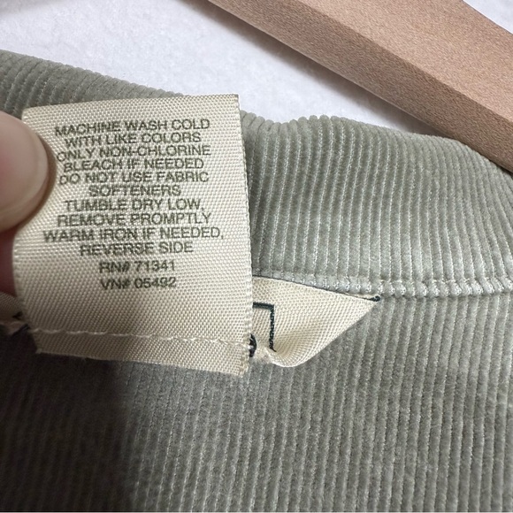 L.L. Bean‎ Women's Green Corduroy Military Utility XL - Picture 3 of 6